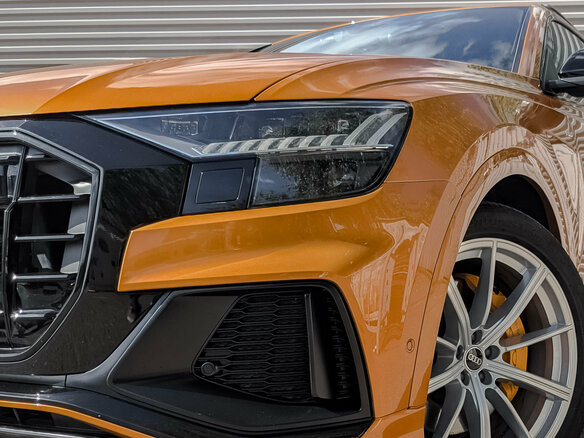 2018 Audi Q8 55 TFSI I (4M), оранжевый, 5150000 рублей - вид 30