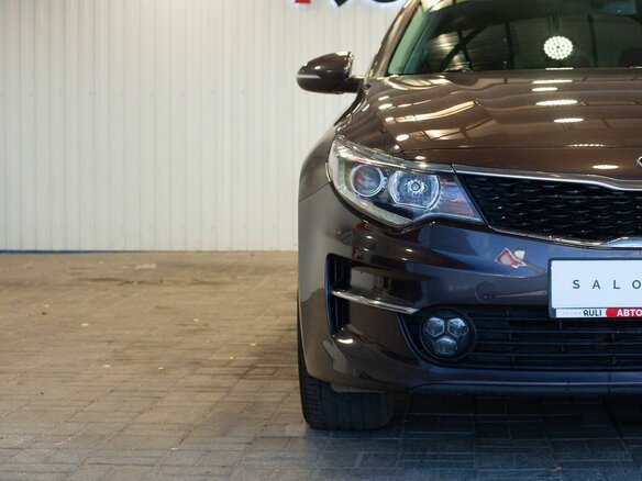 2016 Kia Optima IV, коричневый, 1785000 рублей - вид 4