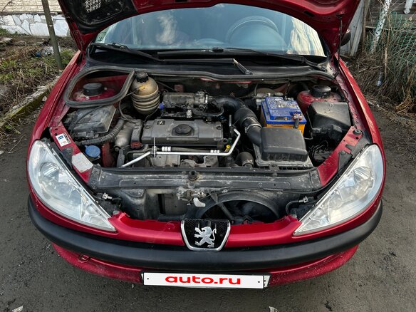 2004 Peugeot 206, красный, 120000 рублей - вид 11