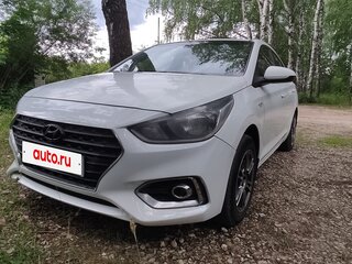 2017 Hyundai Solaris II, белый, 880000 рублей, вид 1