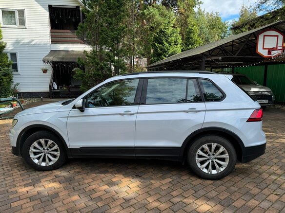 2019 Volkswagen Tiguan II, белый, 1949000 рублей - вид 4
