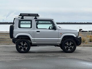 2023 Suzuki Jimny Kei car IV, серебристый, 1117000 рублей, вид 4