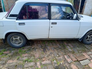 1998 Lada (ВАЗ) 2107, белый, 130000 рублей, вид 2