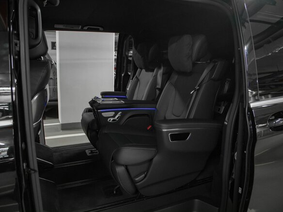 2026 Mercedes-Benz V-Класс Extra Long 300 d экстра длинный III (W447) Рестайлинг 2, чёрный, 18446400 рублей - вид 20