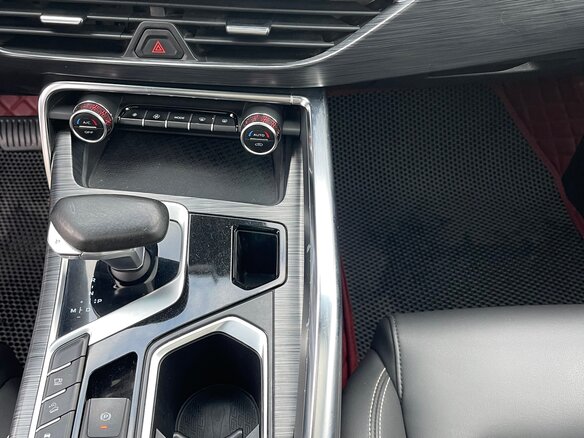 2020 Geely Tugella (Xingyue) I, белый - вид 25