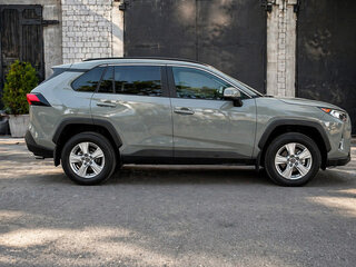 2019 Toyota RAV4 V (XA50), зелёный, 3149800 рублей, вид 2