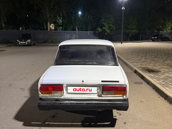 2006 Lada (ВАЗ) 2107, белый, 95000 рублей - вид 4