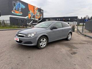 2009 Opel Astra GTC H Рестайлинг, серебристый, 660000 рублей, вид 1