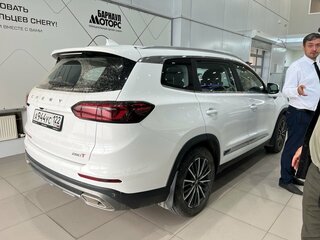 2021 Chery Tiggo 8 Pro I, белый, 1900000 рублей, вид 4