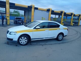 2015 Skoda Octavia III (A7), белый, 600000 рублей, вид 3