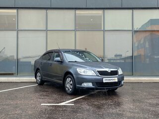 2011 Skoda Octavia II (A5) Рестайлинг, серый, 485000 рублей, вид 2