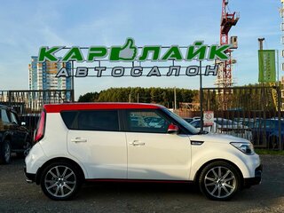 2016 Kia Soul II Рестайлинг, белый, 1699000 рублей, вид 4