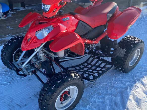 2026 Polaris Predator 500, красный, 970000 рублей - вид 6