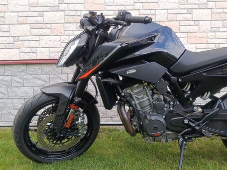 2021 KTM 890 Duke, чёрный, 799000 рублей, вид 4