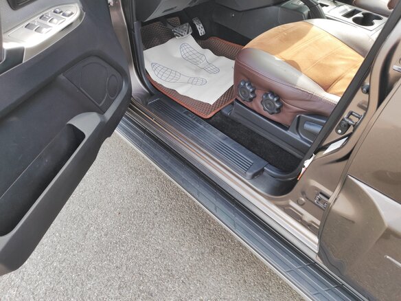 2012 Mitsubishi Pajero IV Рестайлинг 1, коричневый, 2190000 рублей - вид 13