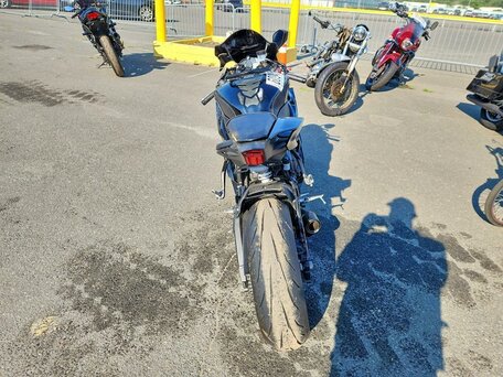 2020 Yamaha YZF-R6, чёрный, 1181997 рублей, вид 2