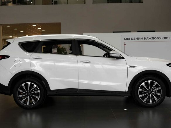 2026 Jetour X70+ I Рестайлинг, белый - вид 3