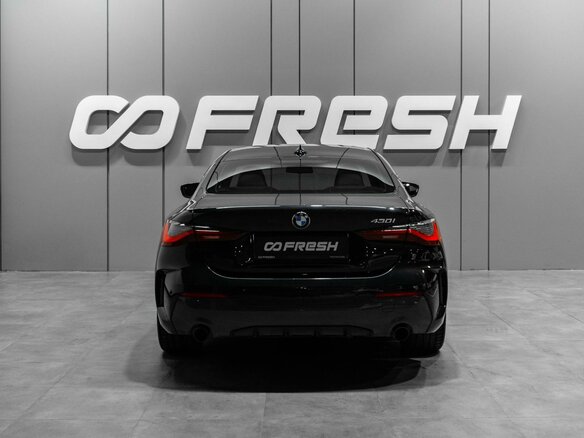 2020 BMW 4 серии 430i G22, G23, G26, чёрный, 5850000 рублей - вид 3