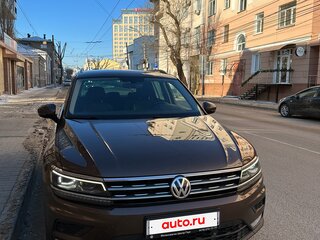 2017 Volkswagen Tiguan II, коричневый, 1960000 рублей, вид 3