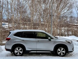 2018 Subaru Forester MHEV V, серый, 2750000 рублей, вид 4