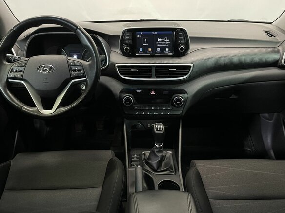 2018 Hyundai Tucson III Рестайлинг, белый, 1895000 рублей - вид 8