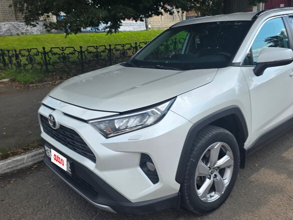 2021 Toyota RAV4 V (XA50), белый, 2690000 рублей - вид 10