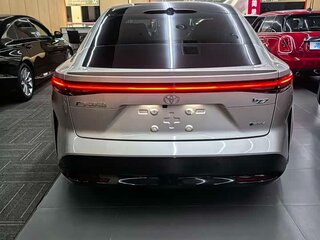 2026 Toyota bZ7 88.13 kWh, серый, 5400000 рублей, вид 3