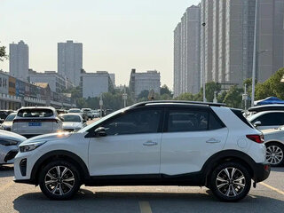 2023 Kia KX1, белый, 1400217 рублей, вид 4