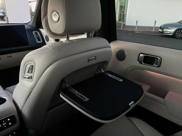 2024 Li Auto (Lixiang) L9 52.3 kWh I Рестайлинг, чёрный, 7348000 рублей - вид 19