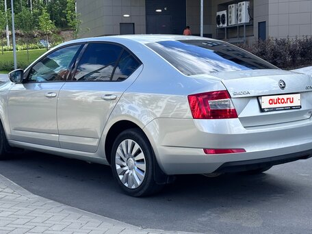 2013 Skoda Octavia III (A7), серебристый, 1135000 рублей, вид 3