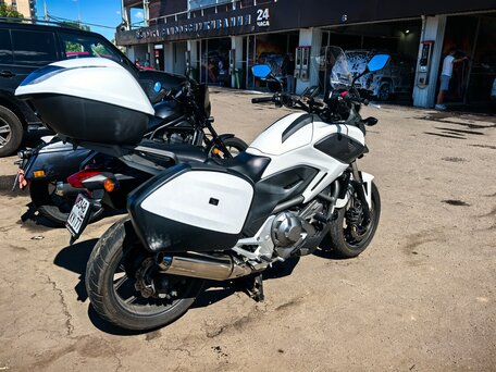 2013 Honda NC 700X, белый, 630000 рублей, вид 4