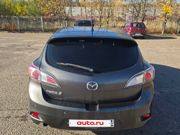 2011 Mazda 3 II (BL), серый, 760000 рублей - вид 4