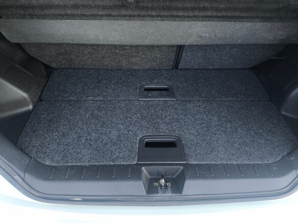2013 Nissan Note I Рестайлинг, белый, 740000 рублей - вид 13