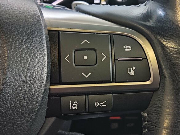 2017 Lexus LX 570 III Рестайлинг 2, чёрный, 8300000 рублей - вид 29