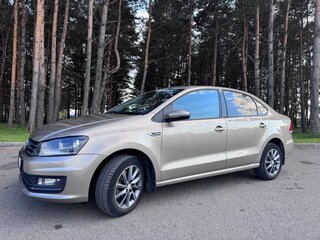 2018 Volkswagen Polo V Рестайлинг, бежевый, 1430000 рублей, вид 5