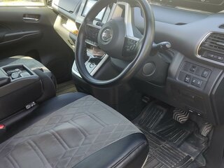 2018 Nissan Serena S-Hybrid V (C27), серый, 1999963 рублей, вид 5