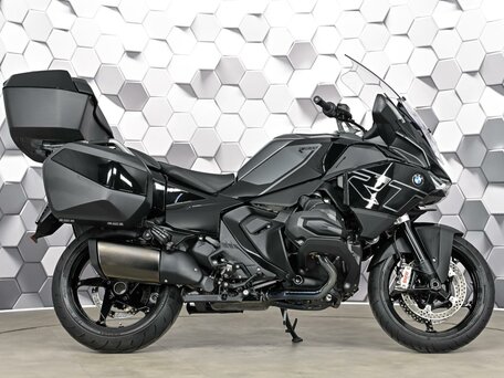 2025 BMW R 1300 RT, чёрный, 2949000 рублей, вид 3