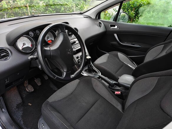 2011 Peugeot 308 I, серебристый - вид 8