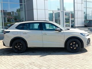 2026 Volkswagen Tiguan L Pro III (China Market), белый, 5150000 рублей, вид 4