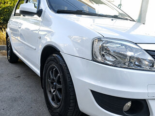 2013 Renault Logan I Рестайлинг, белый, 720000 рублей, вид 2