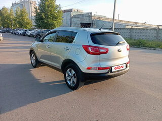 2013 Kia Sportage III, серебристый, 1400000 рублей, вид 5