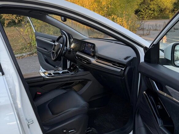 2022 JAC JS6, белый, 1550000 рублей - вид 10