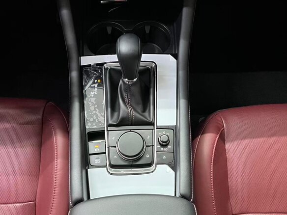 2023 Mazda 3 Axela IV (BP), серый, 1320000 рублей - вид 14