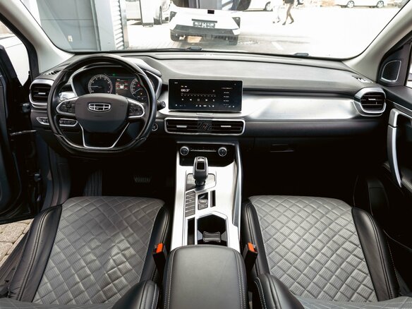 2021 Geely Coolray I, серый, 1295000 рублей - вид 38
