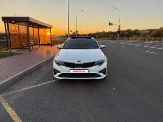 2018 Kia Optima IV Рестайлинг, белый, 2150000 рублей, вид 2