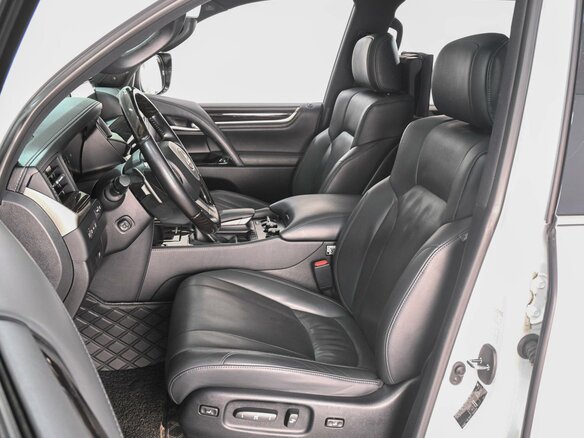 2021 Lexus LX 570 III Рестайлинг 2, белый, 9979000 рублей - вид 9