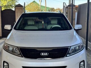 2012 Kia Sorento II Рестайлинг, белый, 1600000 рублей, вид 1