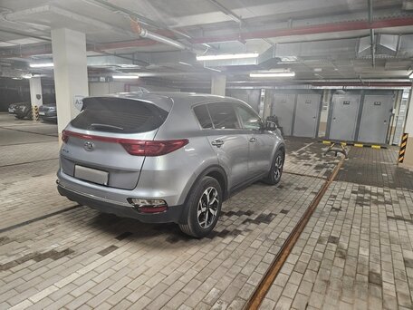 2019 Kia Sportage IV Рестайлинг, серый, 2300000 рублей, вид 5