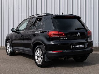2015 Volkswagen Tiguan I Рестайлинг, чёрный, 1349000 рублей, вид 2
