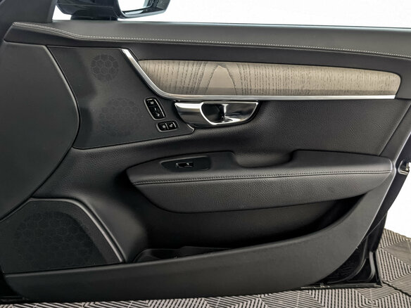 2021 Volvo S90 II Рестайлинг, чёрный, 2890000 рублей - вид 23